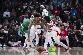 lol主题包-从TheShy在瑞士队比赛中出色防守到波士顿凯尔特人围绕法国杯内部沟通，今晚费耶诺德扳平良机的简单介绍